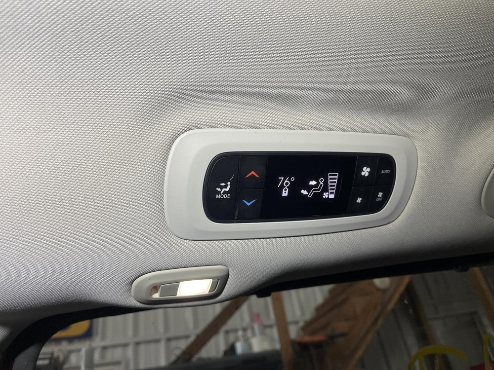 Used A/C Selector Switch fits: 2018 Chrysler Pacifica rear Grade A