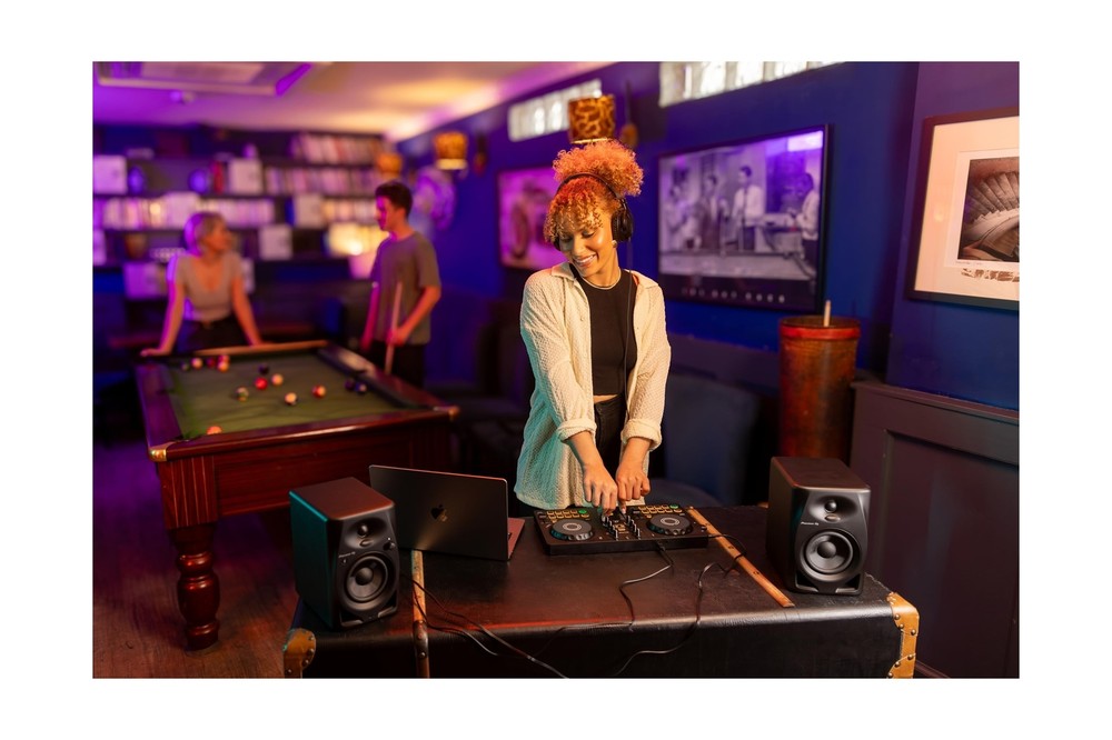 DDJ-FLX2 Compact 2-Channel DJ Controller