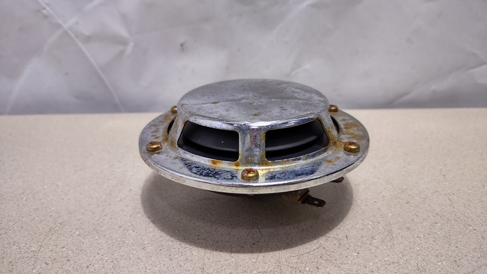 1986 Honda Shadow VT700c Horn #324.2-50