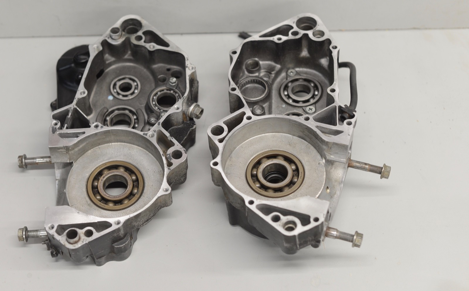 1989 Honda CR250R CR 250R OEM RIGHT LEFT CASES CRANKCASE BOTTOM END ENGINE