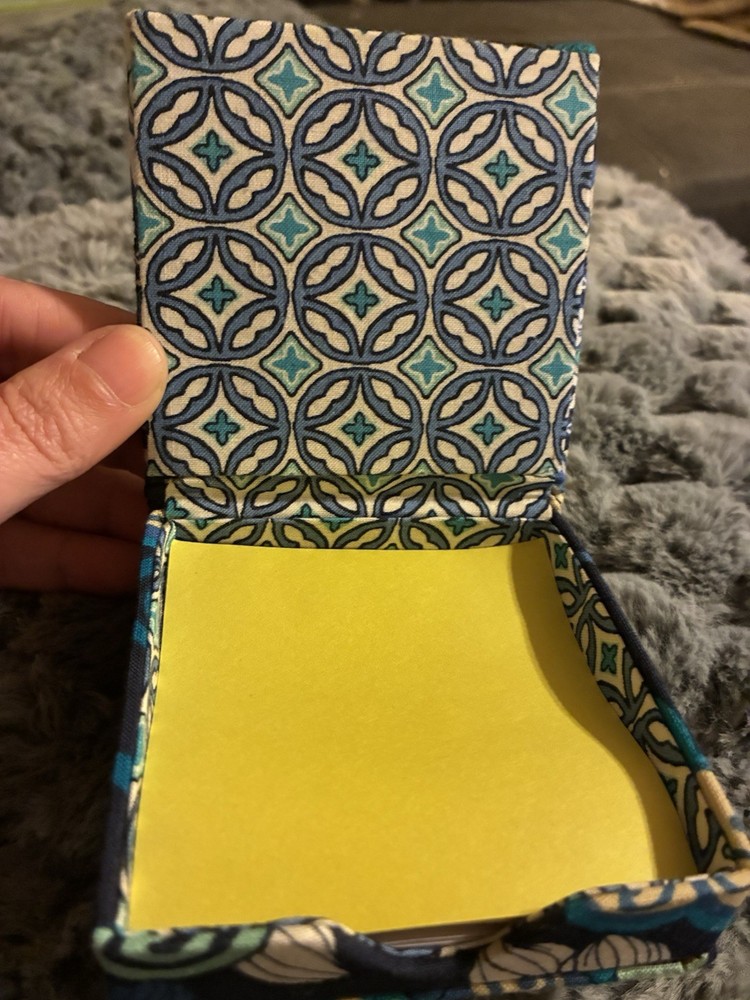 Vera Bradley Mod Floral Blue Post it note keeper