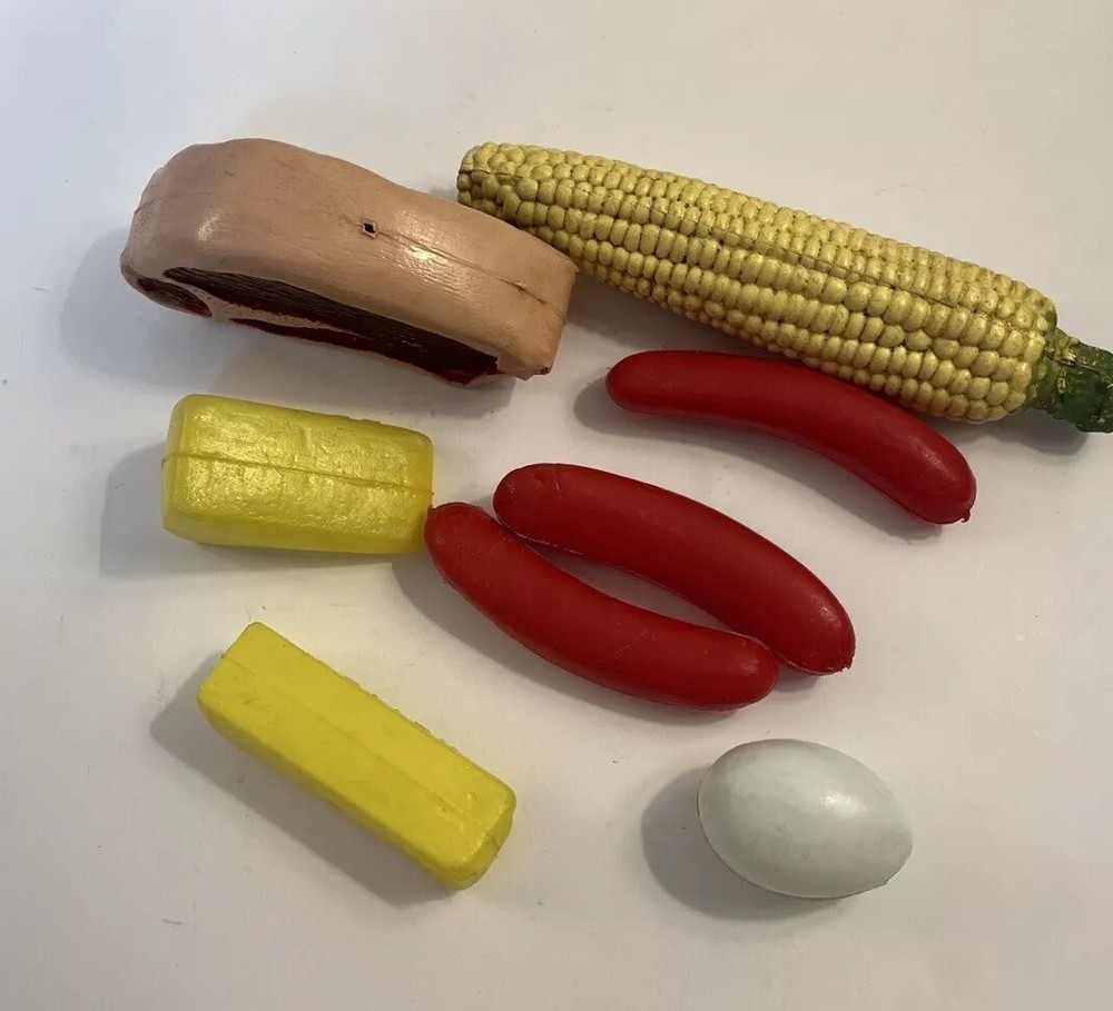 Children’s Plastic Play Food Set (8 Pieces)