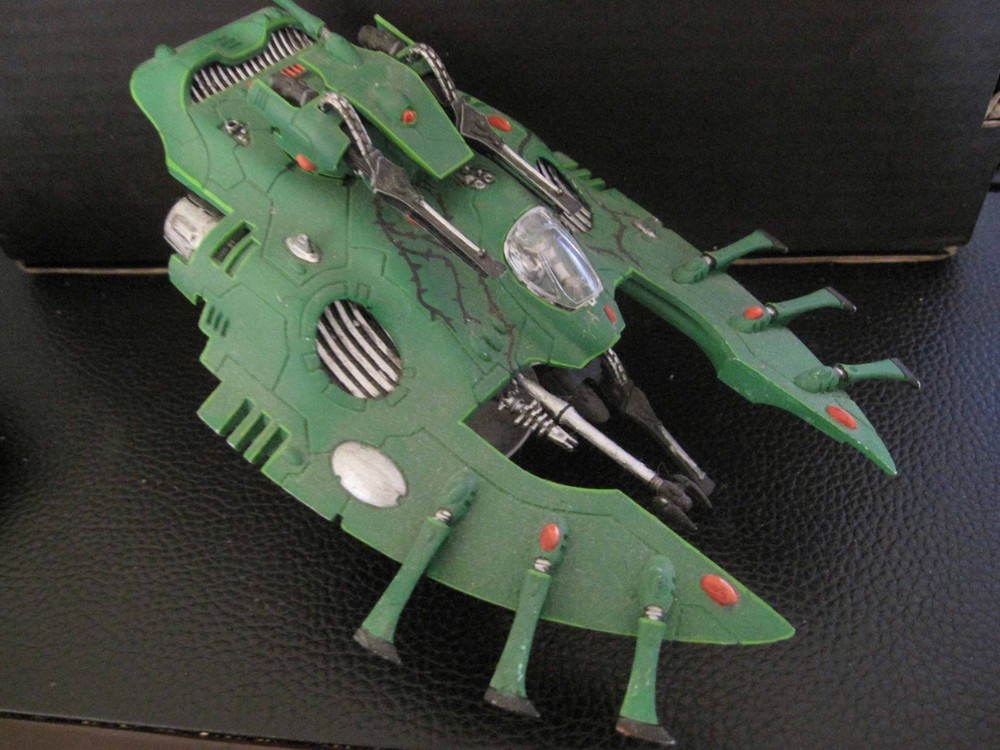 Warhammer 40,000 Craftworld Aeldari Eldar Wave Serpent plastic painted