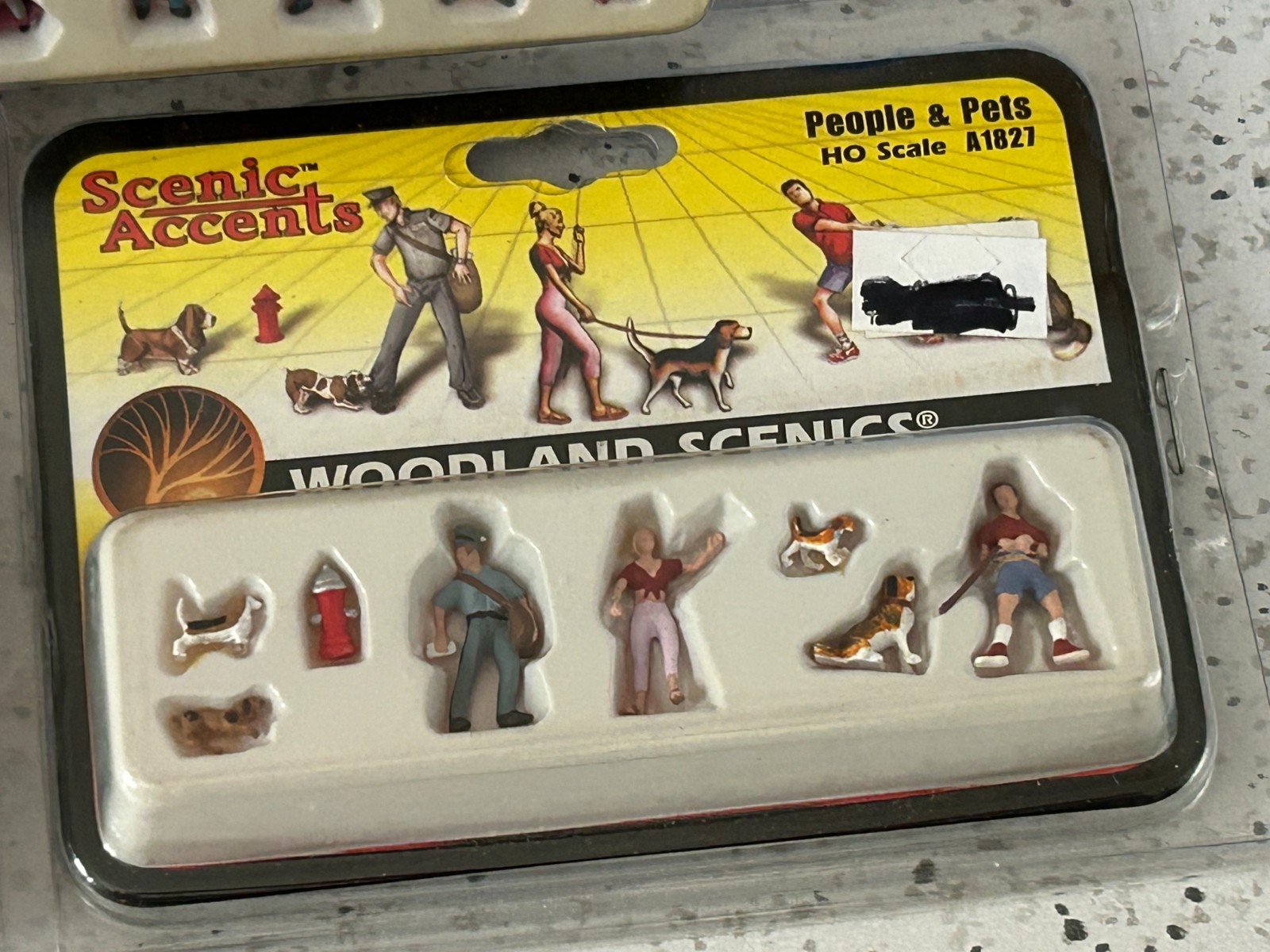 Woodland Scenics "Scenic Accents" Outdoor Activities 3 sealed sets of figures C8