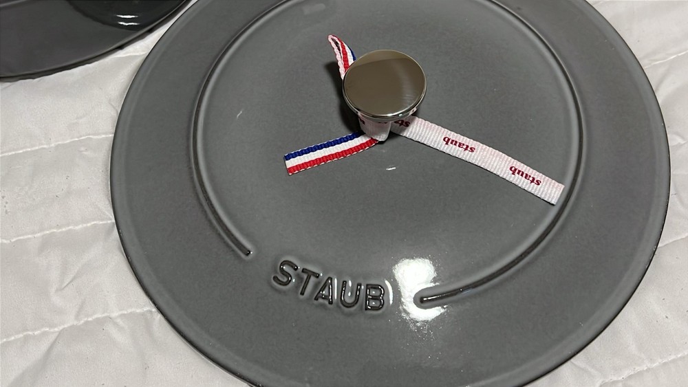 Staub Cast Iron, 5 qt, Round, dutch oven, 3-pc Stackable Set