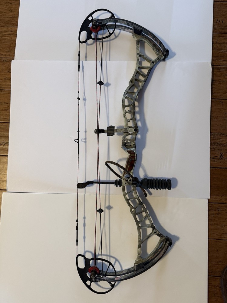 Bowtech Insanity CPXL Compound Bow Right Hand 70lb Pull 35” Basic Accessories