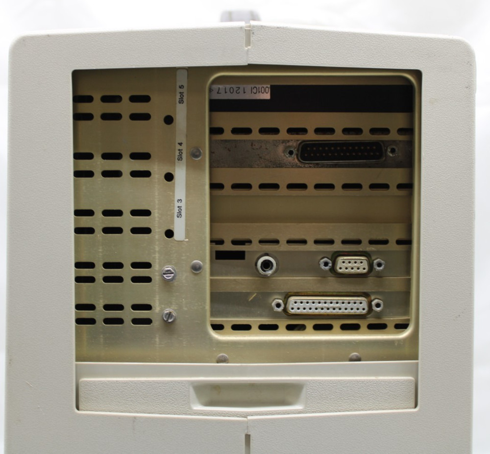 COMPAQ Plus Vintage Personal Portable Desktop Computer - Powers-On