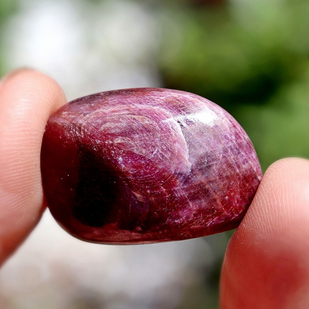 Tumbled Stone: Ruby, Red Corundum from India, Fluorescent (RUB51)