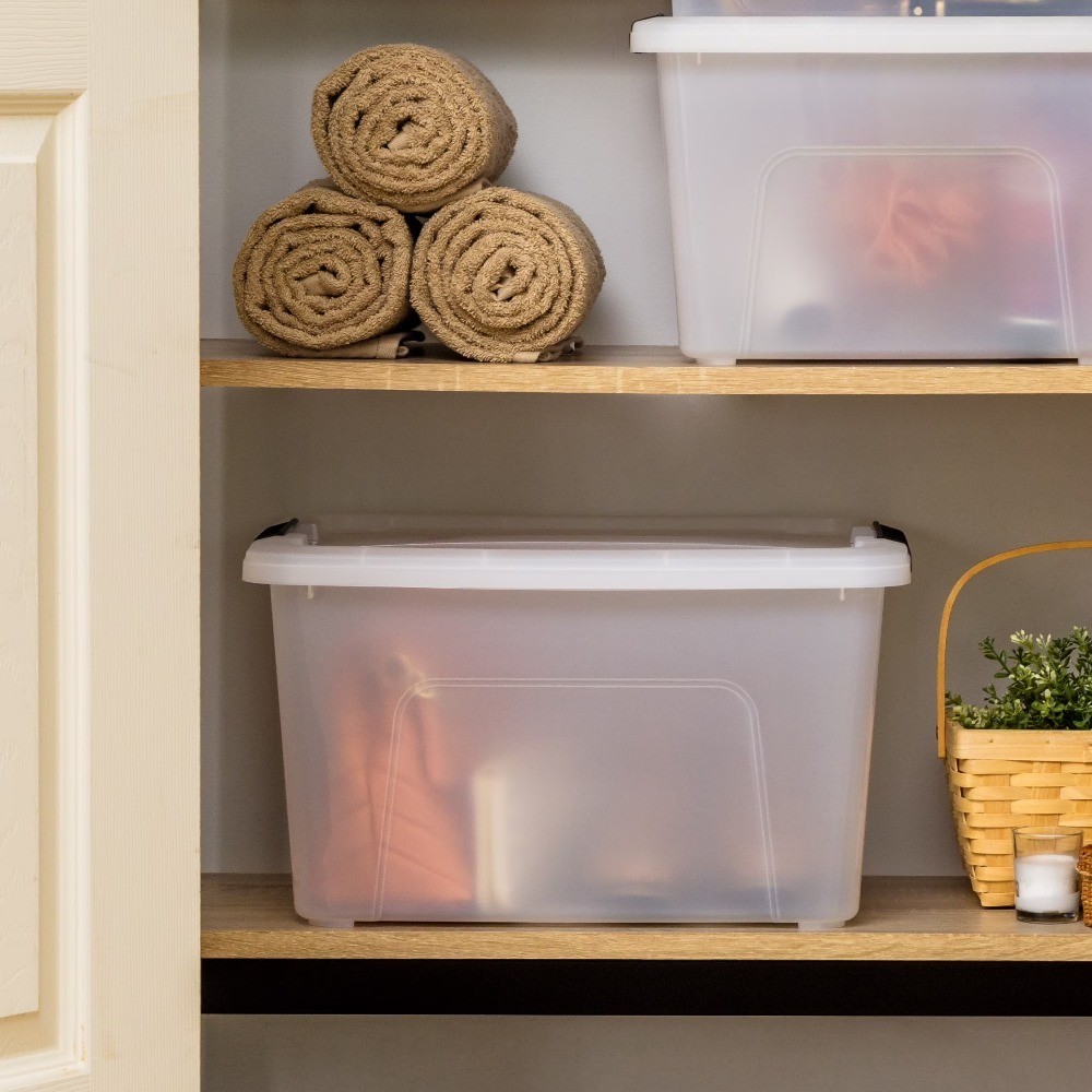 32 Qt. Plastic Storage Bin with Lid, Stackable Storage Containers, Tote