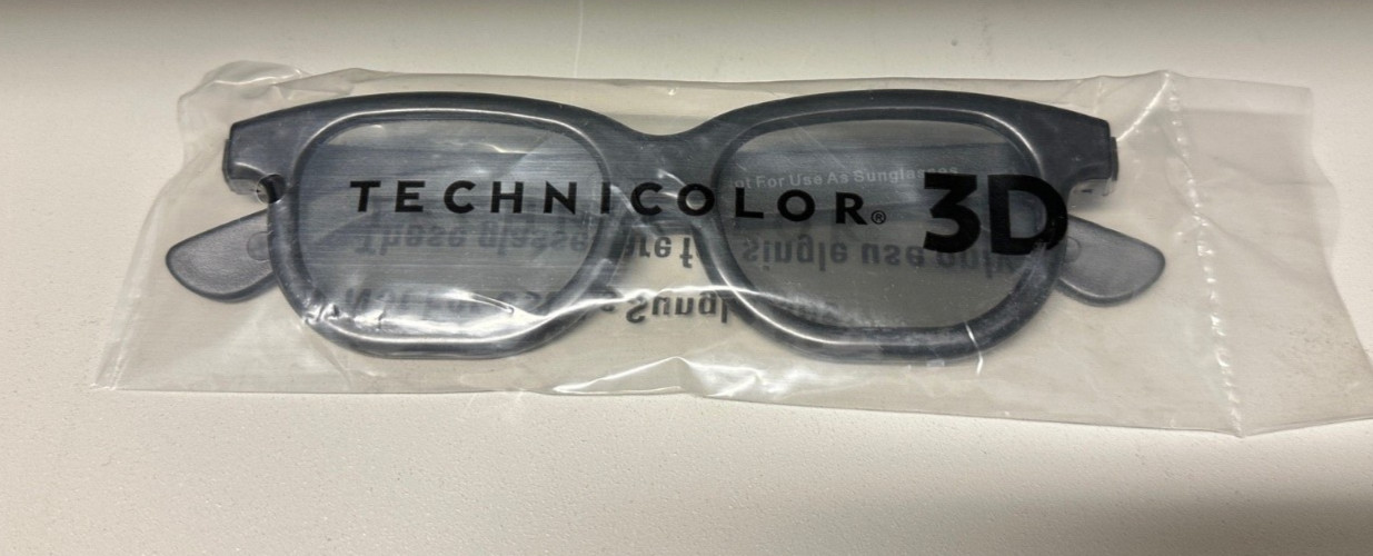 TECHNICOLOR REAL D REALD 3D MOVIE THEATER GLASSES ALL NEW SEALED BLACK COLOR