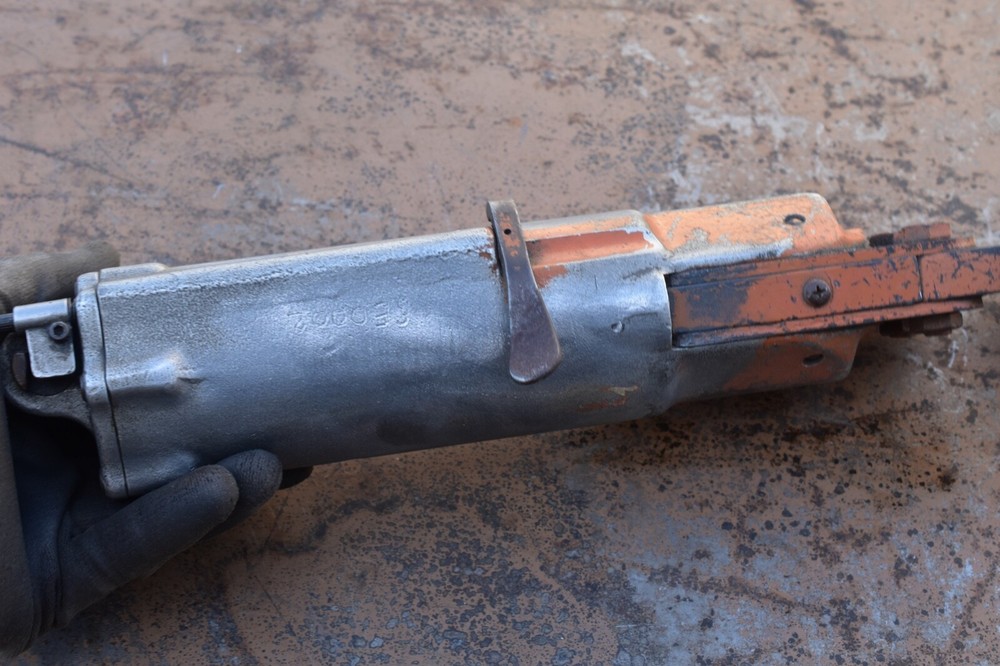 US 34-72 rivet squeezer