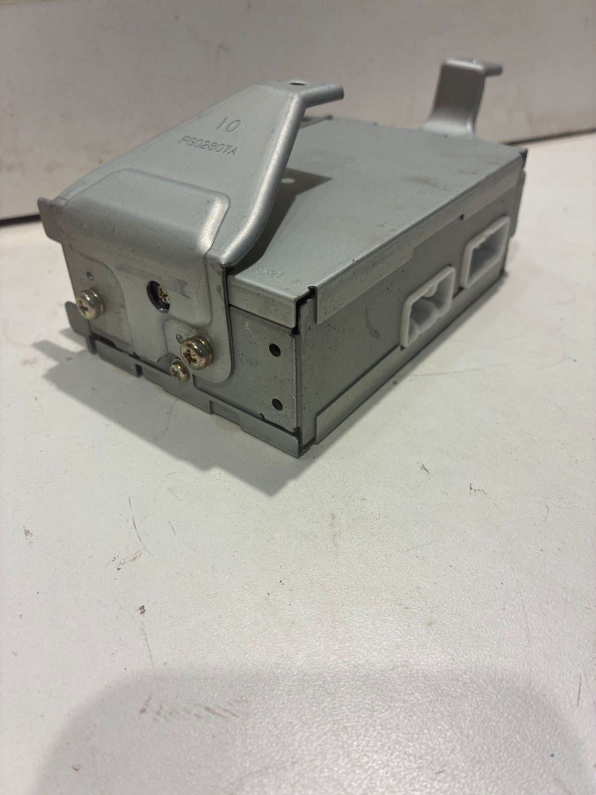 Toyota Land Cruiser FZJ80 OEM Radio Amplifier 86280-60091