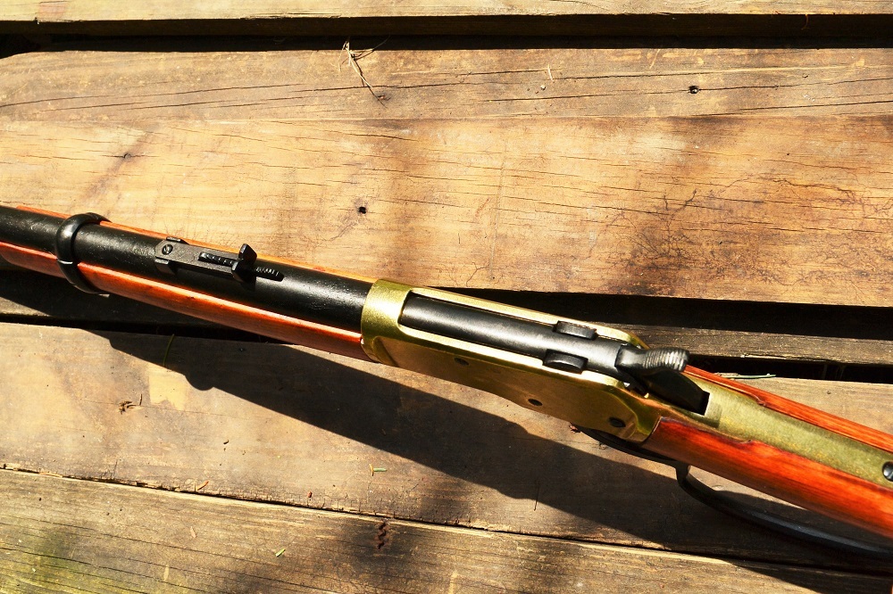 Winchester M1892 Looped Lever Rifle - The Rifleman - John Wayne - Denix Replica