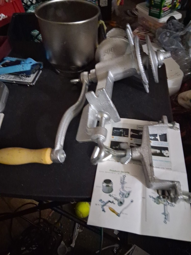 Unbranded  Meat Grinder