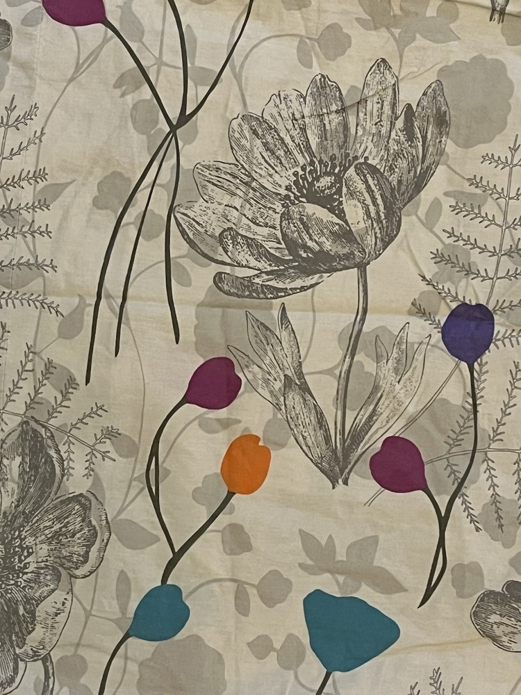 Pair (2) linea Standard Pillowcases Floral