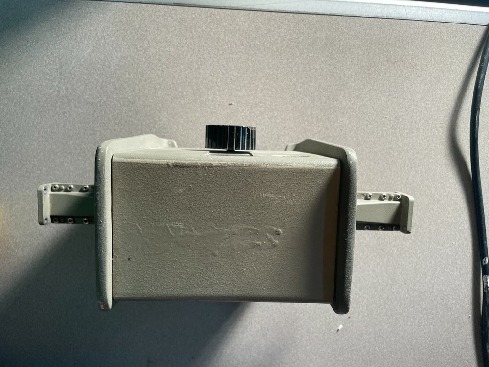 HP AGILENT VARIABLE ATTENUATOR MODEL P382A 12-18GHz