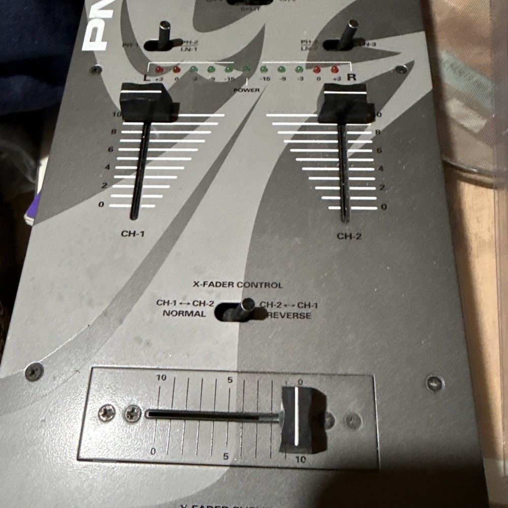 Gemini PMX 60 Stereo PreAmp Mixer