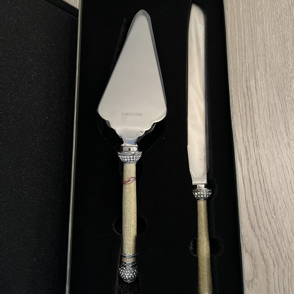 Olivia Riegel Celebration Dessert Serving Set