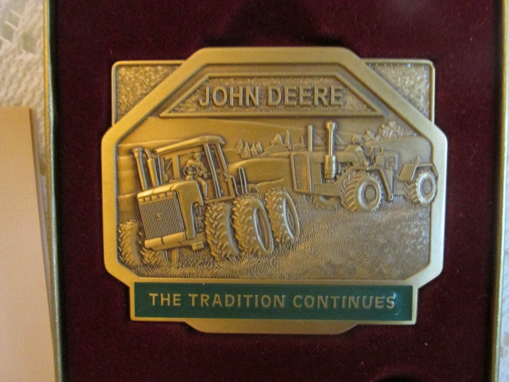 2000 John Deere Calendar Medallion Tradition Continues