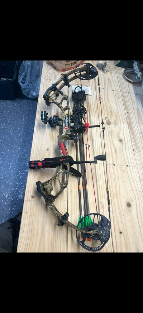 PSE Drive R Compound Bow with extras