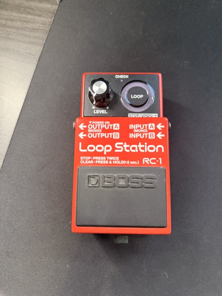 Boss RC-1 Loop Station - Hardly used, great condition