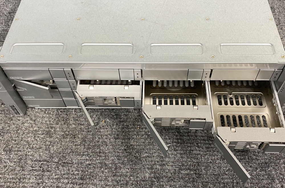 Promise VTrak J630S 3U 16-Bay Storage Array No Drives/Controller Modules (As Is)