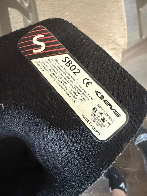 EVS Sports® SB02 - Shoulder Support Size Small
