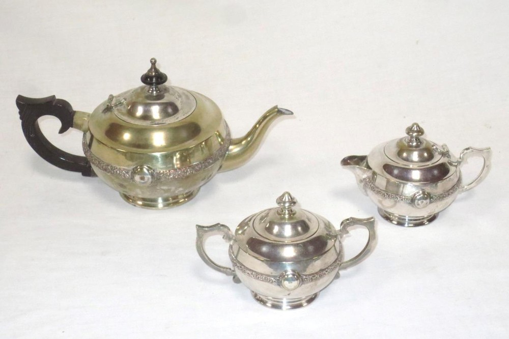 Vintage Art Deco Silverplate Tea Set - Teapot, Creamer & Lidded Sugar Bowl