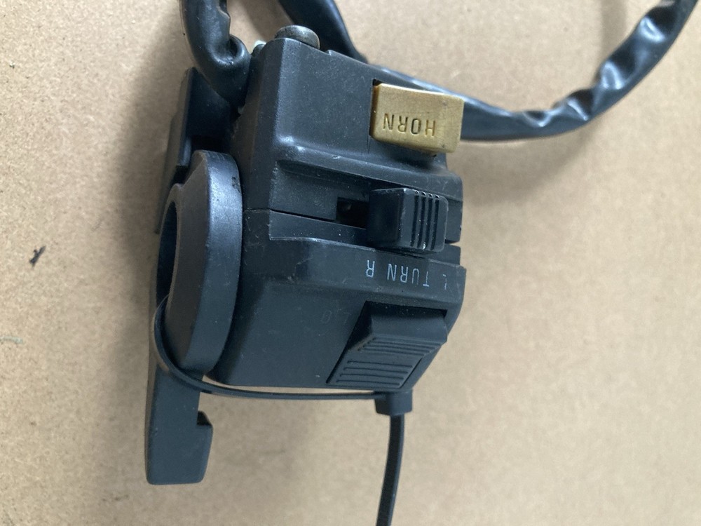 Suzuki GSX600/750F LHS Switchgear