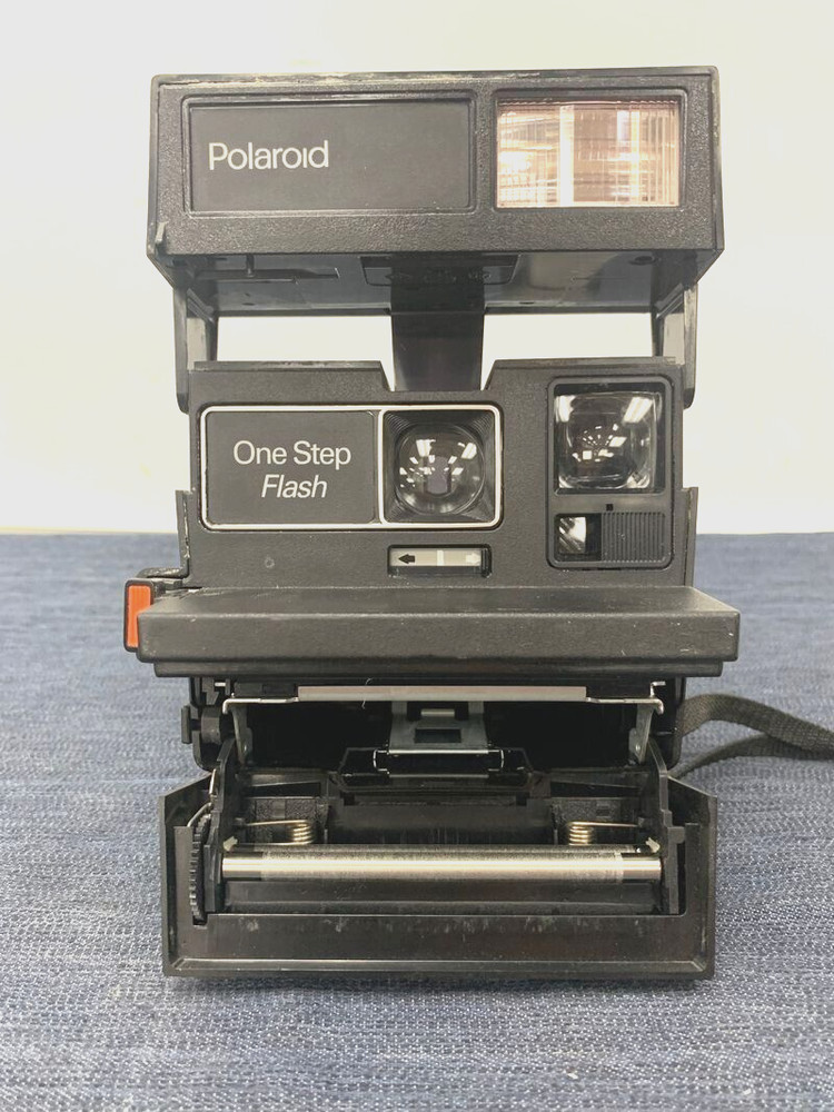VINTAGE POLAROID ONE STEP POLAROID CAMERA