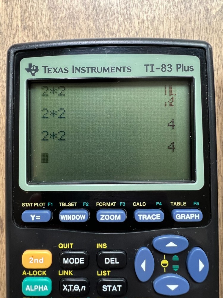 Texas Instruments TI-83 Plus Graphing Calculator With Cover TESTED SCREEN ISSUE