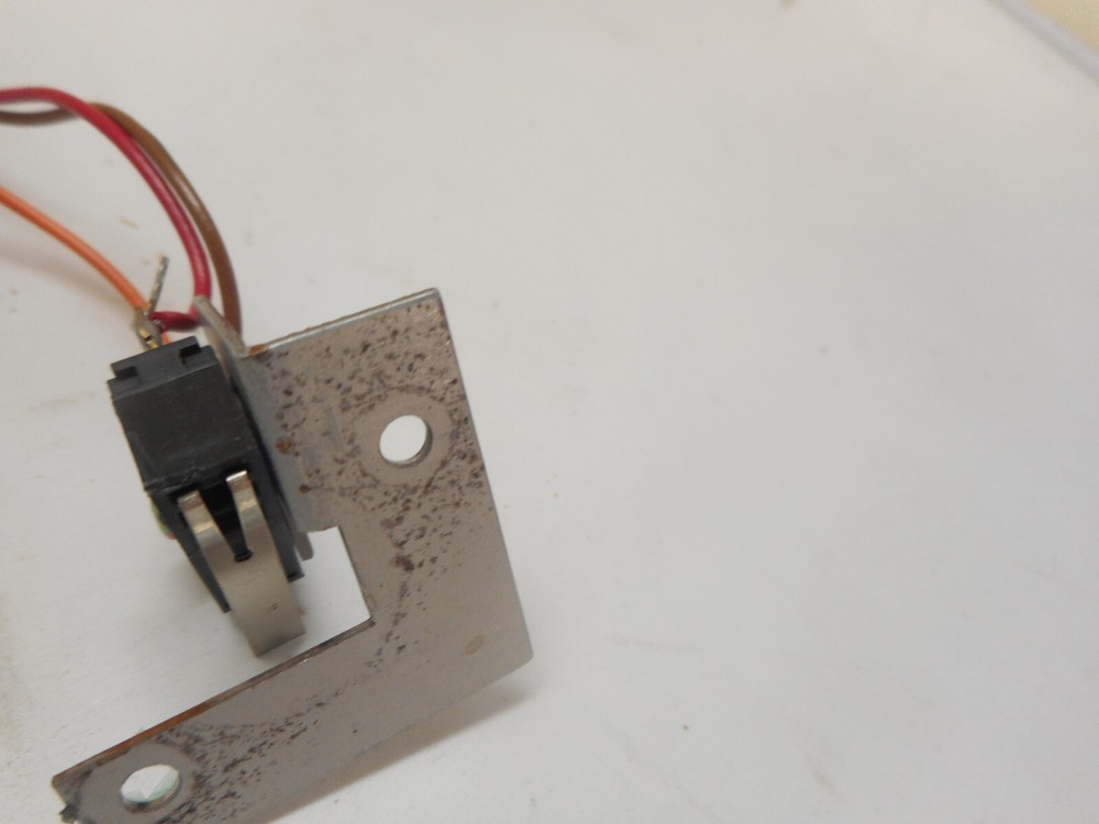 NUMARK TURNTABLE TT1400 - START/STOP KNOB - PARTING OUT