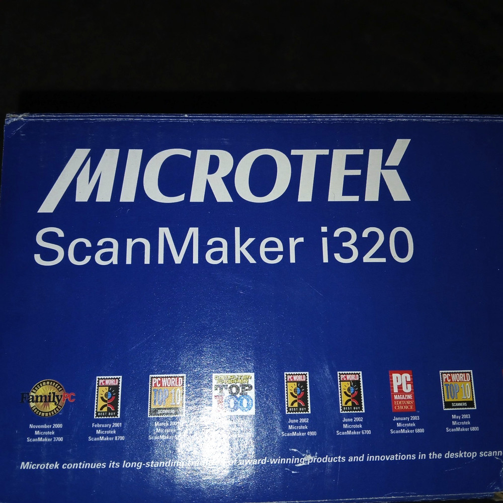 MICROTEK ScanMaker i320 CCD 48-Bit Color Desktop Flatbed Scanner