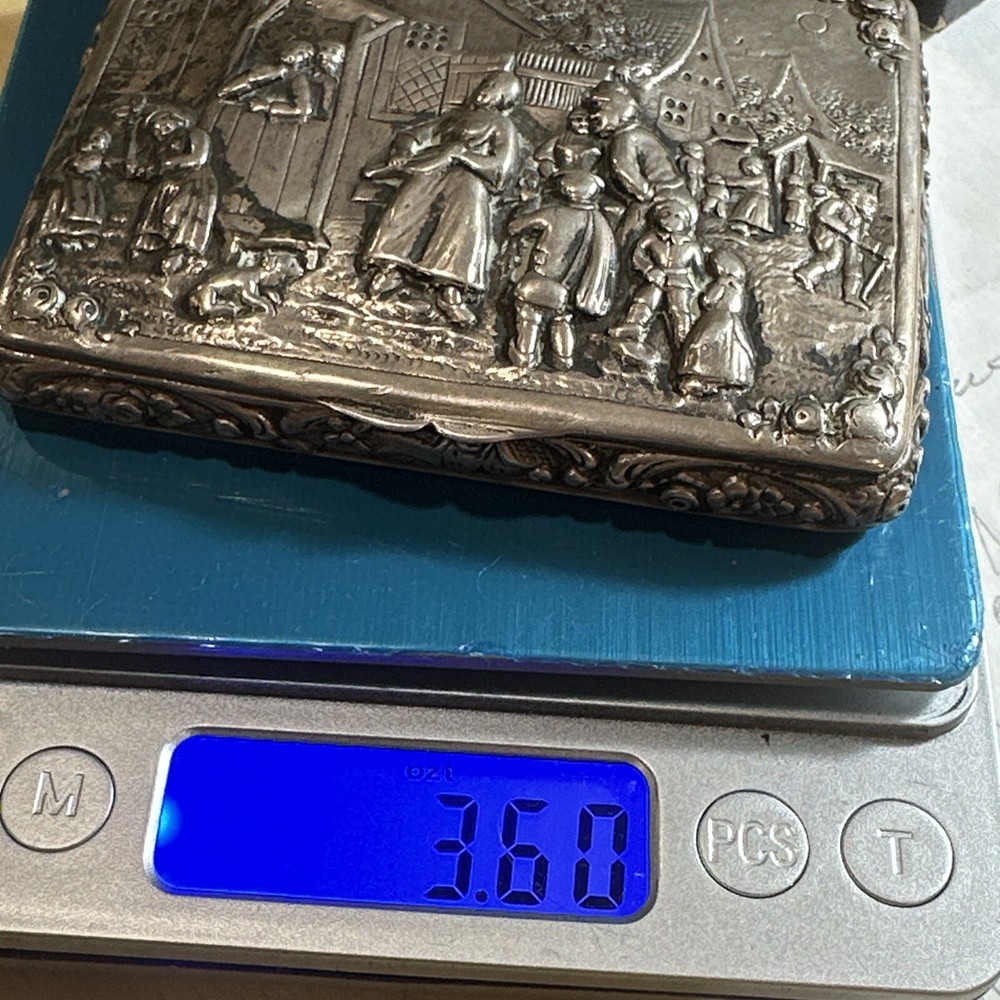 AUSTRIA 1850th Engraved SNUFFBOX 87 x 70x 12 mm Silver .835