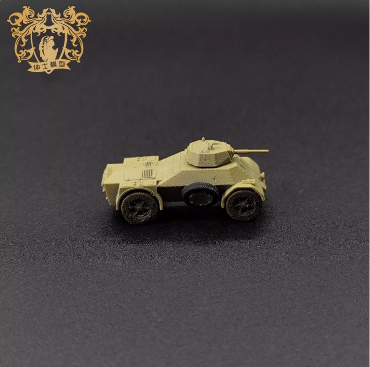 Italian Autoblindo AB42 1/144 Scale Model"‌Finished 。