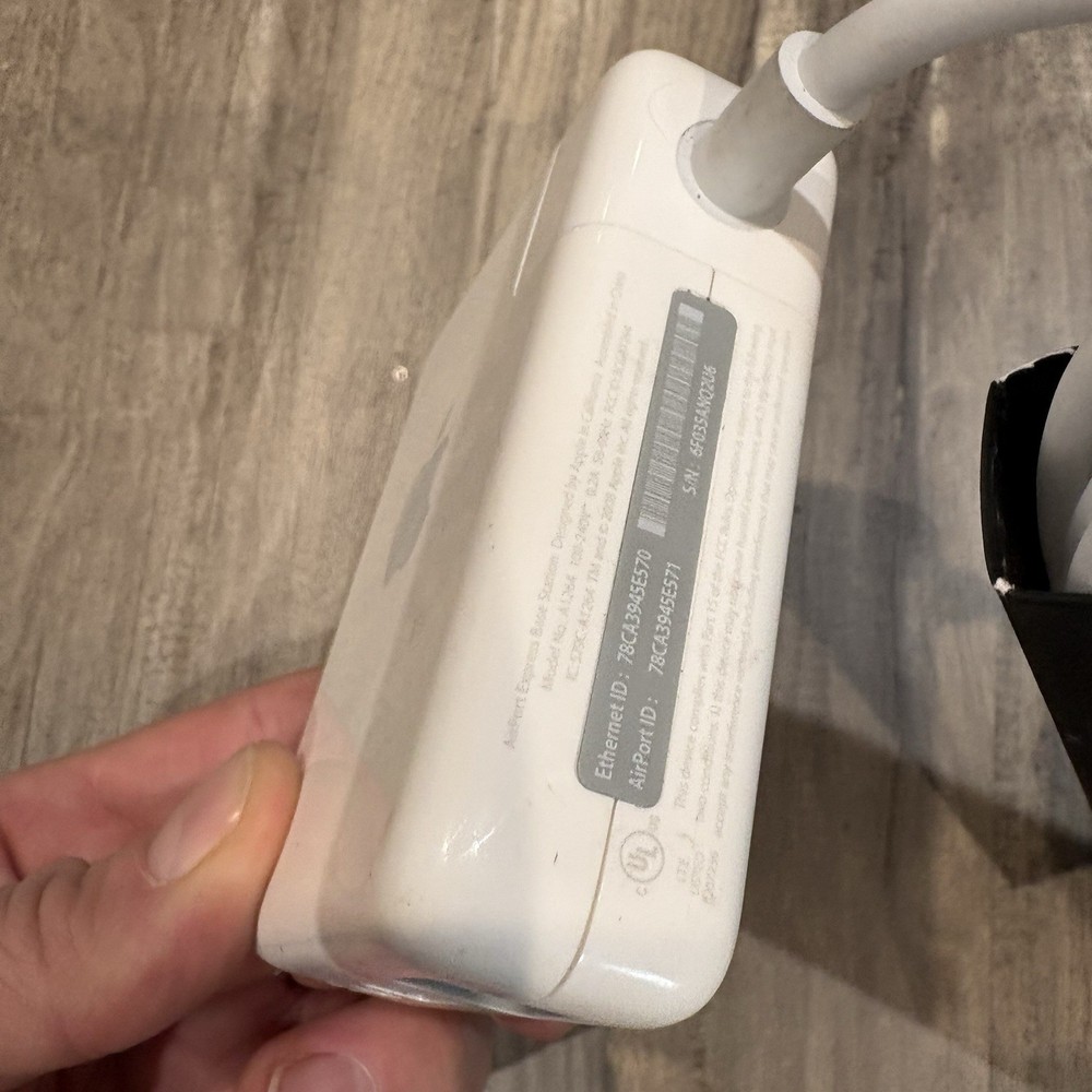 Apple AirPort Express Base Station A1264