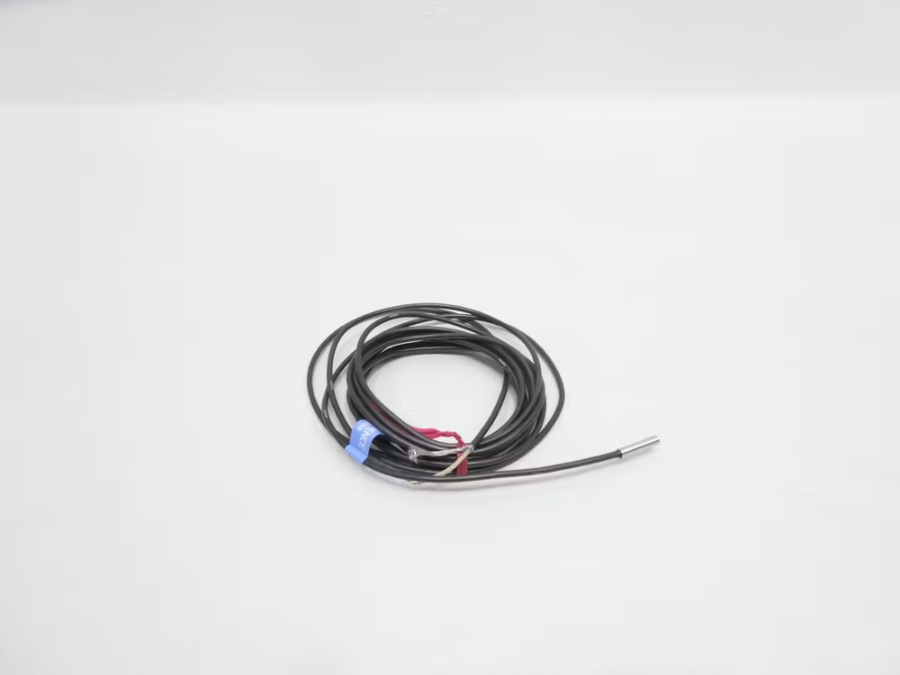 Keyence EH-303A Proximity Switch