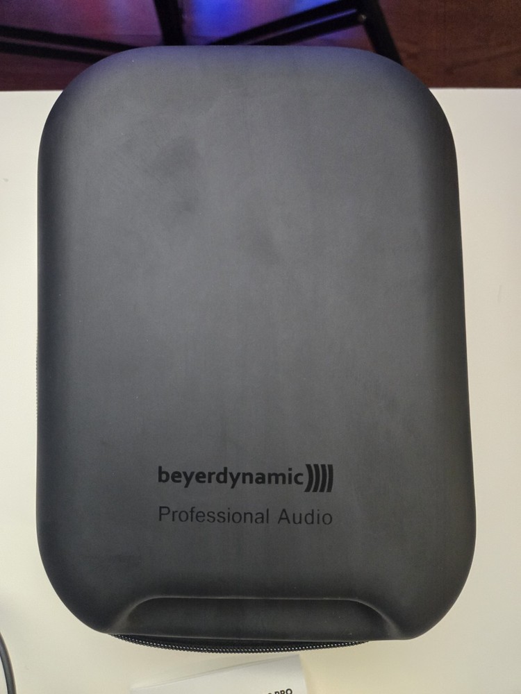 Beyerdynamic DT 1990 Pro Studio Headphones