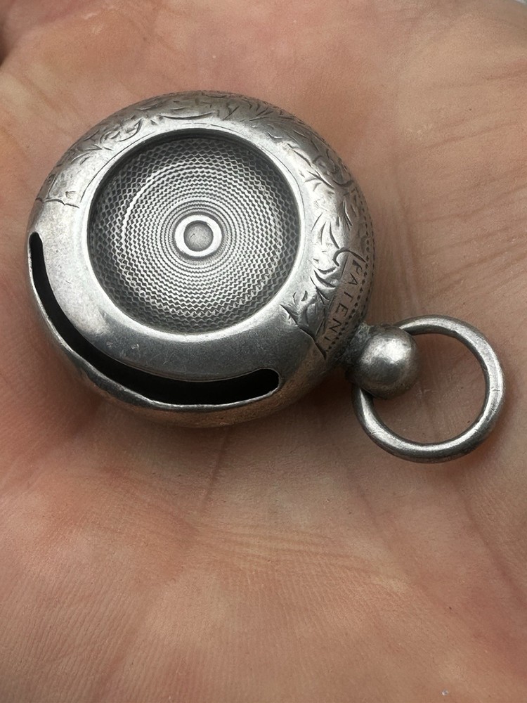 Antique Solid Silver Hallmarked Sovereign Single Side Opening Case