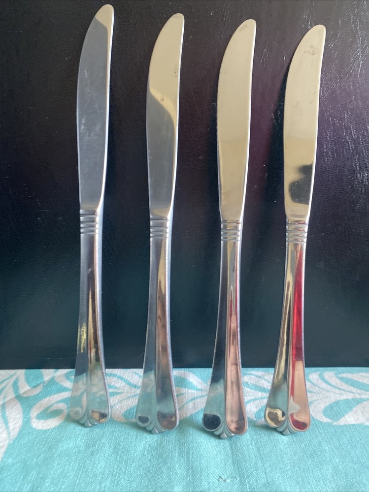 4 Pcs Rogers Co Country Shell Dinner Knives Stainless Flatware