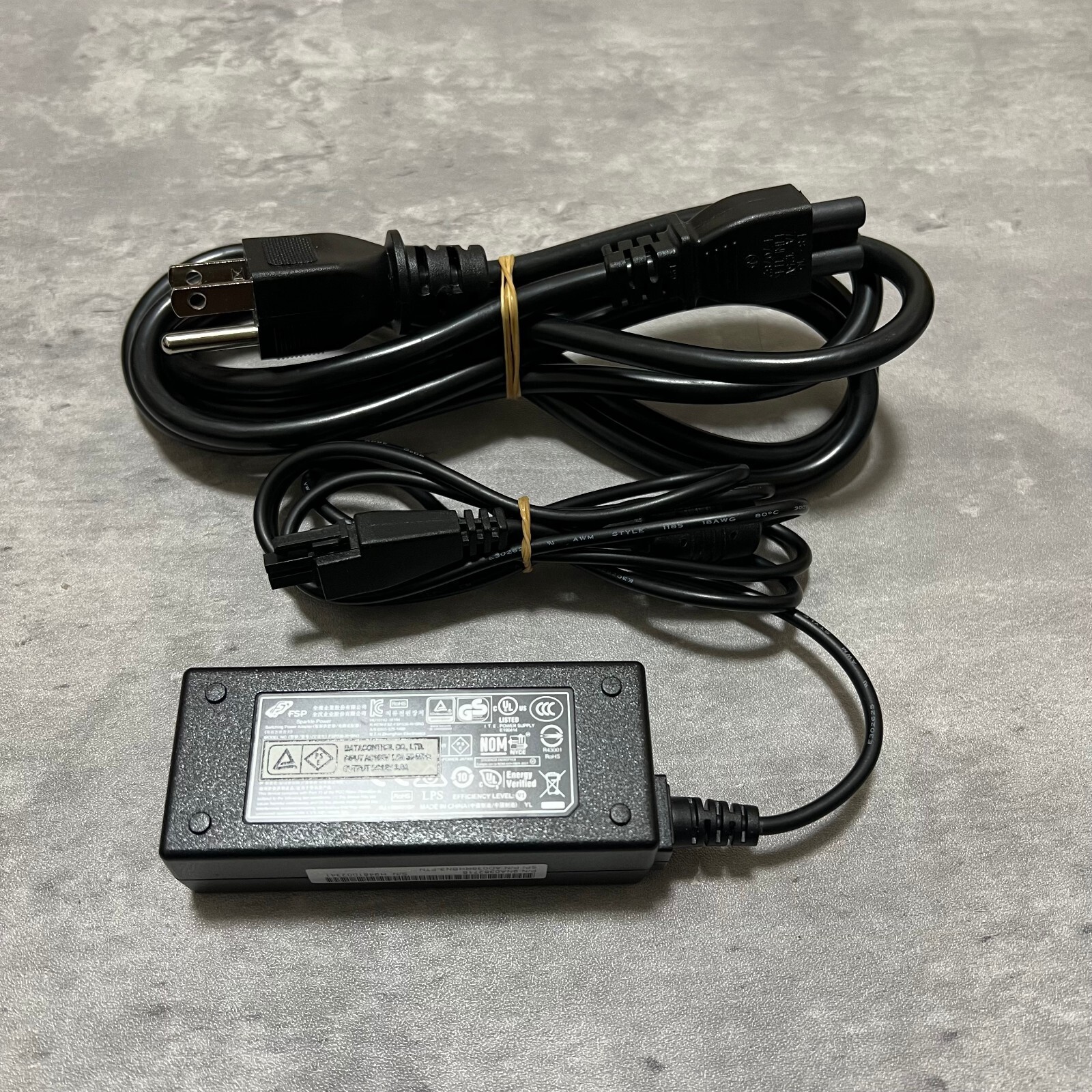 【Select License Term】 Fortinet FG-60F Fortigate-60F Network Security 【1day Ship】