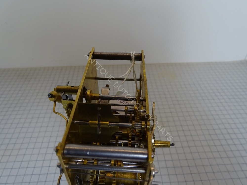 CLOCKWORK SUITABLE FOR A MANTEL CLOCK EXCELLENT OVERHAULED CONDITION
