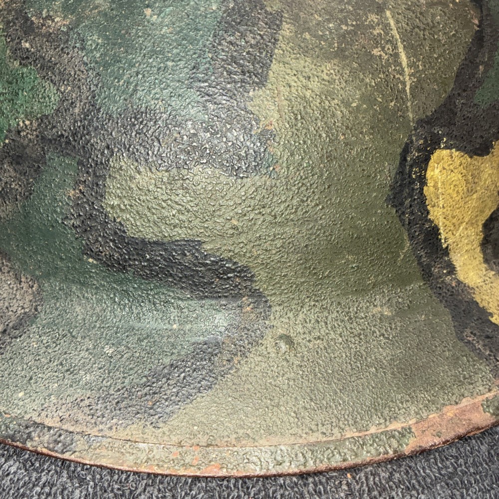 WW1 US HELMET-CAMO W/LINER & STRAP