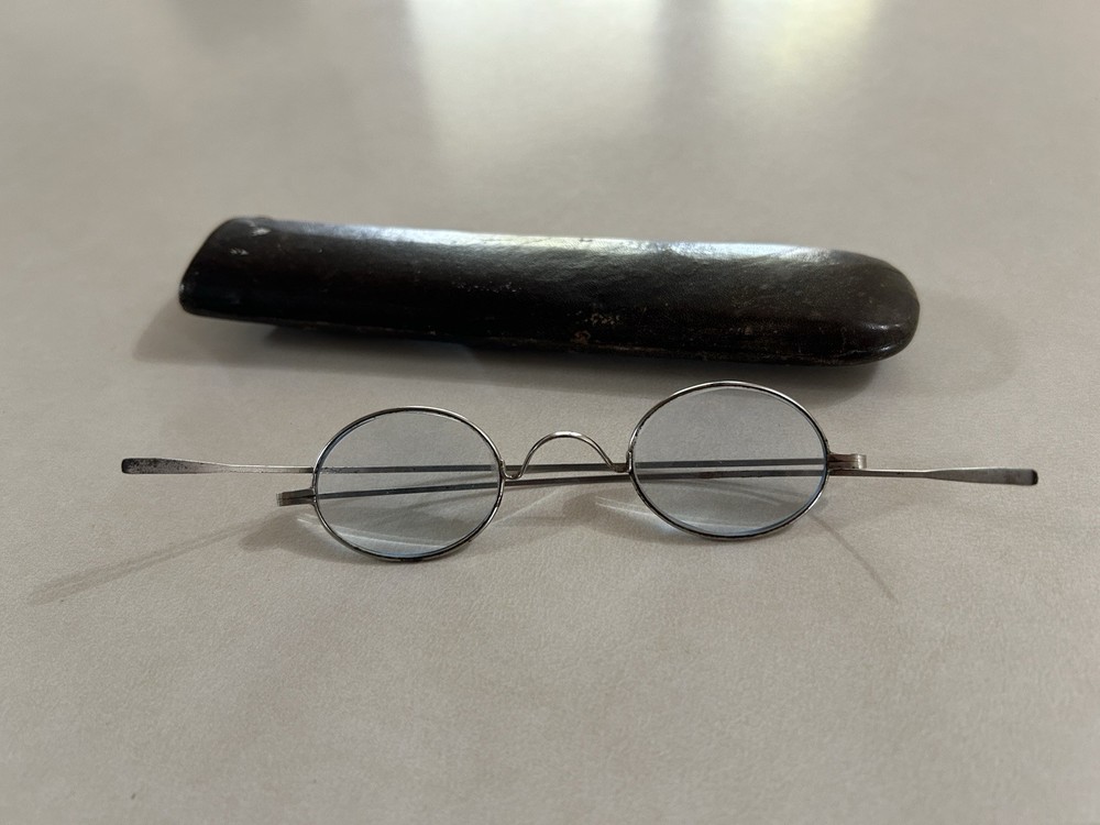 Antique Wire Eyeglasses Spectacles w/Case