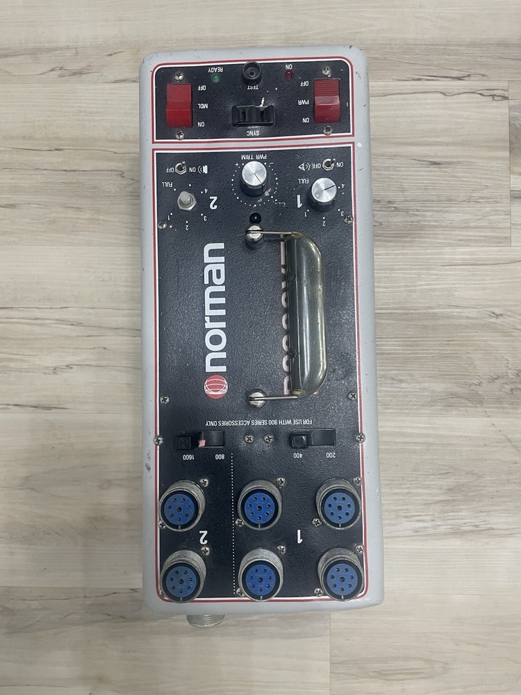 Norman P2000X Professional Studio Flash Strobe Light Power Supply NOT TESTED