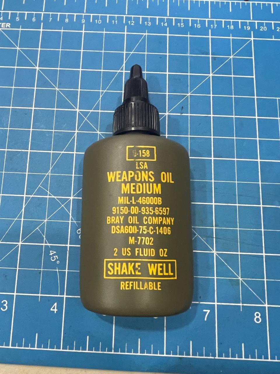 LSA Weapons Oil Medium 2OZ  0-158 Bray Oil Company Vintage 2 Ounces M-7702