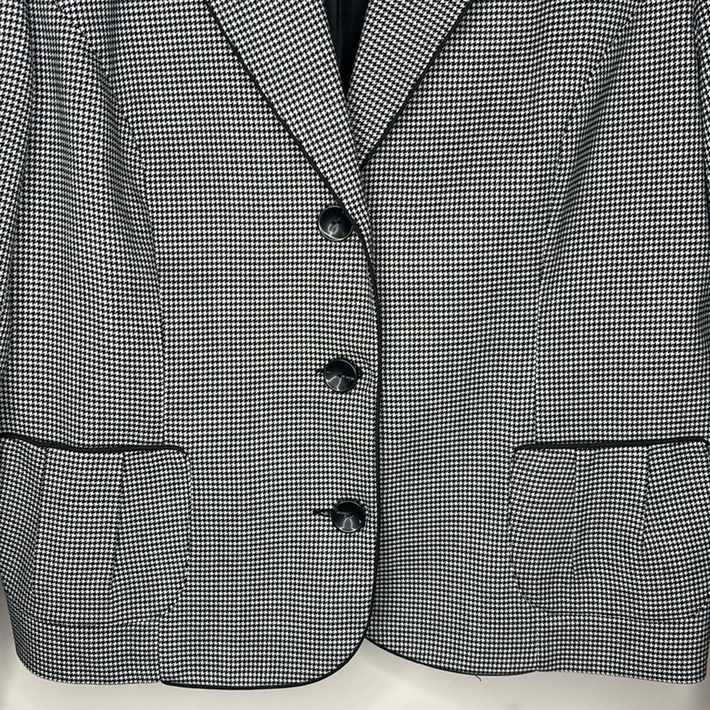 LINDOR Houndstooth Black & White Blazer - Size 16