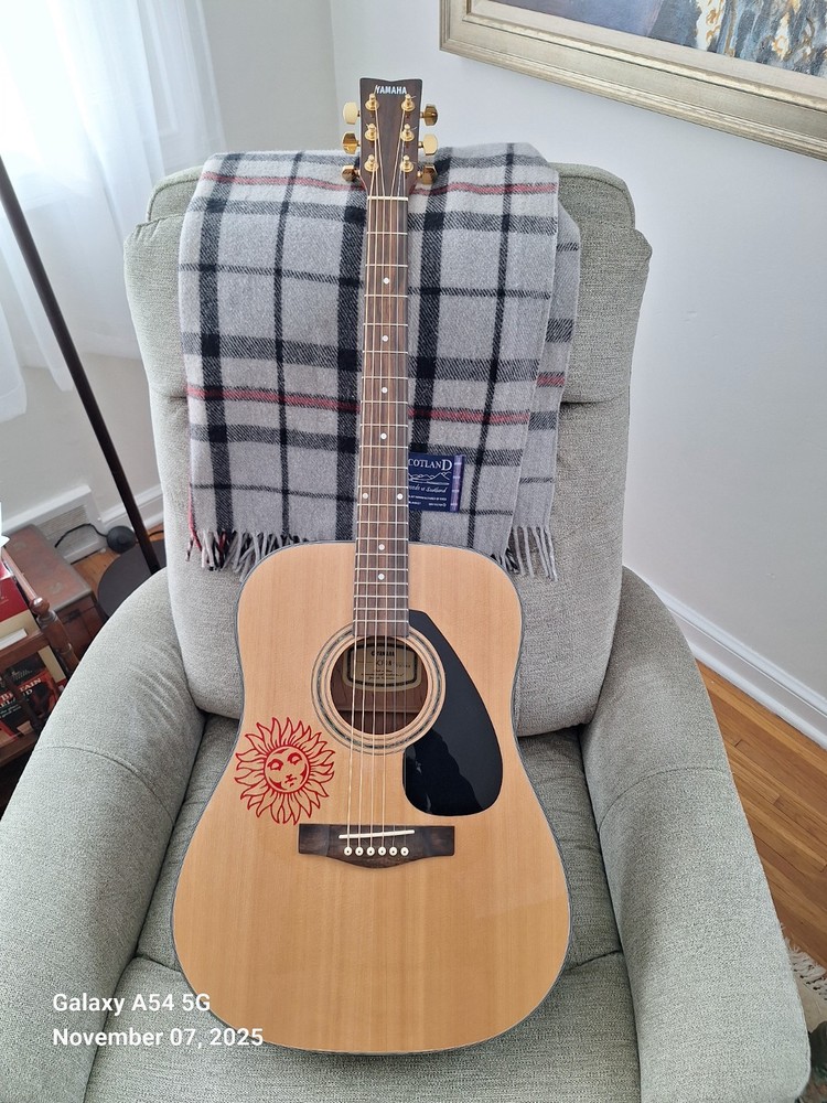 Yamaha Dreadnaught SCF08 Great Shape New Martin Strings