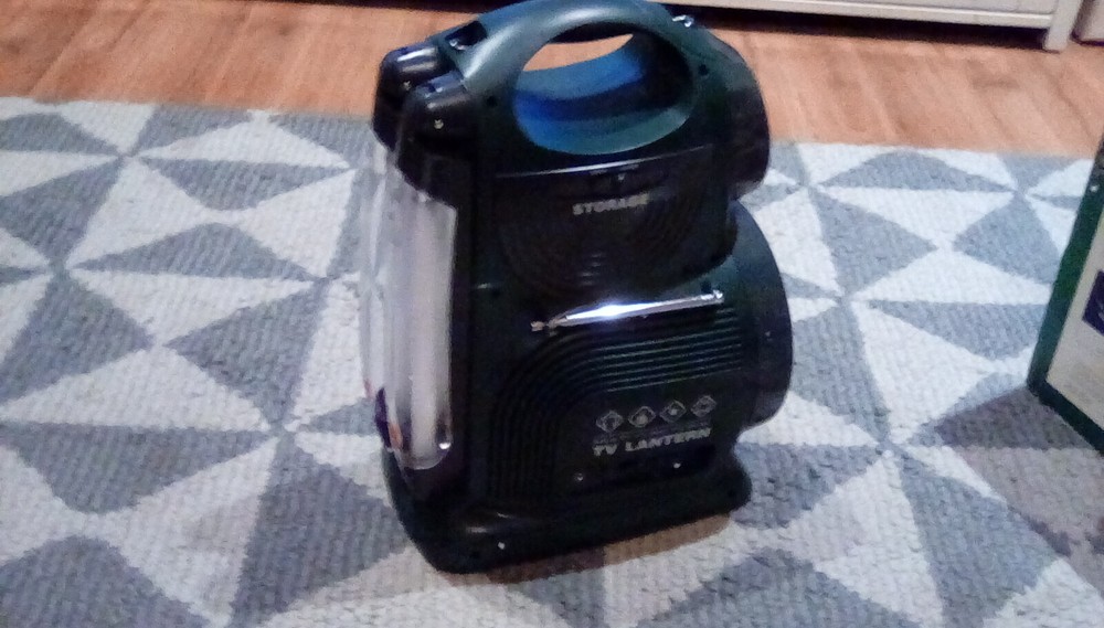 COLEMAN tv lantern w/ instant weather