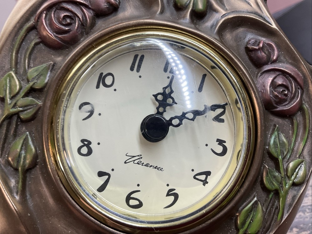 Veronese Design Bronze Clock(tested/works) EUC